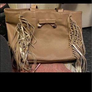 Ladies designer shoulder bag